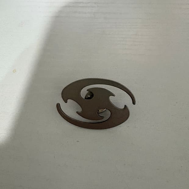 산산기어 브로치 뱃지