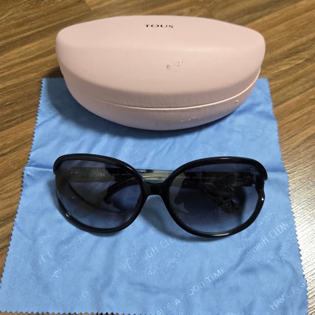 TOUS 선글라스 STO 845G