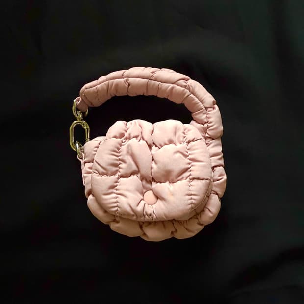 COS 코스 퀼티드 나노백 핑크