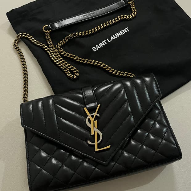 입생로랑 블랙 레더백 정품(더스트백 포함)