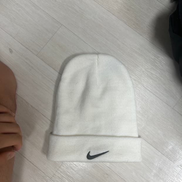 스투시 나이키 비니
