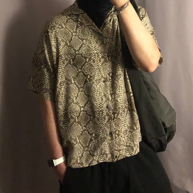 지에다 파이톤 오픈카라 셔츠
