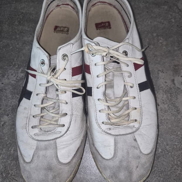 오니츠카타이거 스니커즈