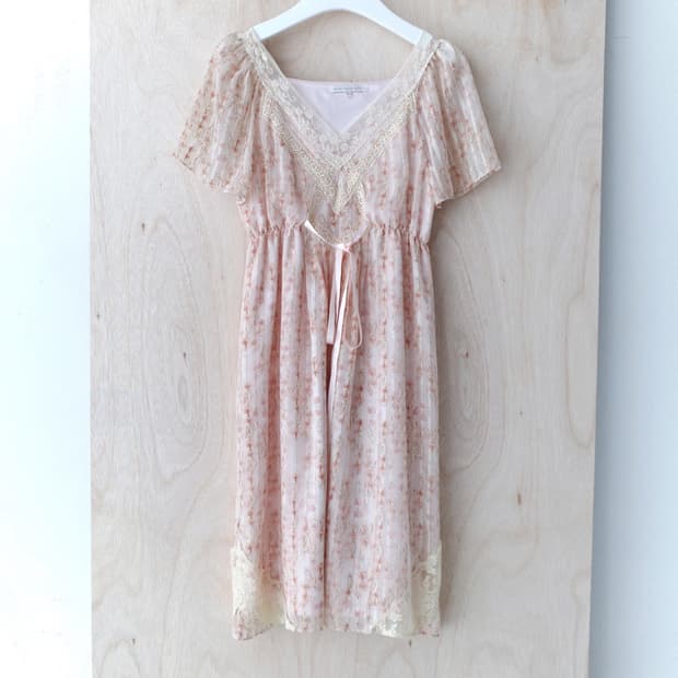 lace flower one-piece