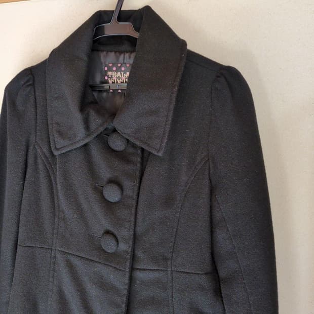 트랄라라 리본 레이스 블랙 코트