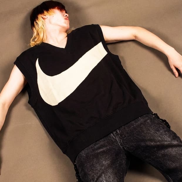 나이키 스우시 스웨터 베스트 