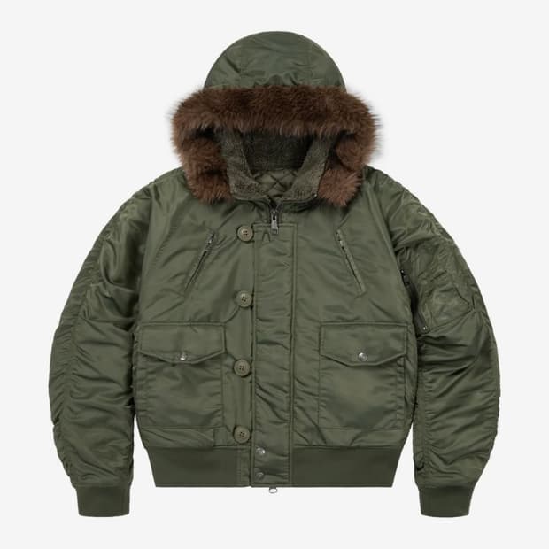 아캄 Hooded Fur MA-1 Jacket