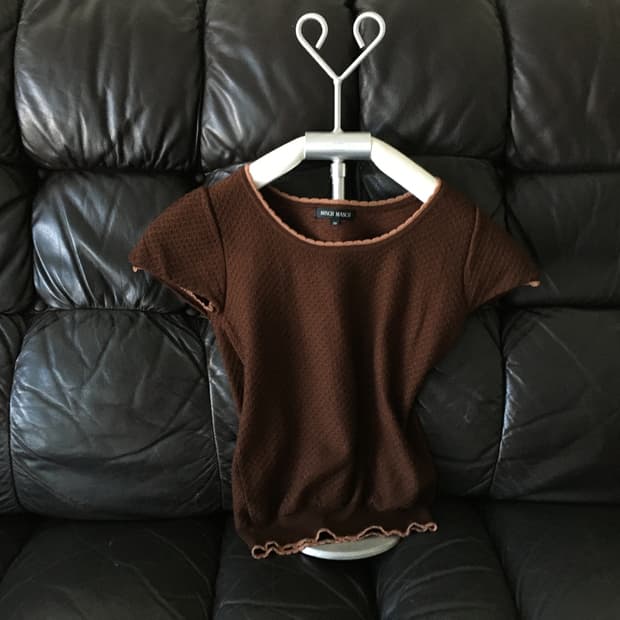 scallop trim knit tee