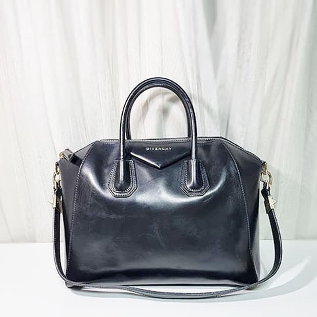 지방시 안티고나 미듐