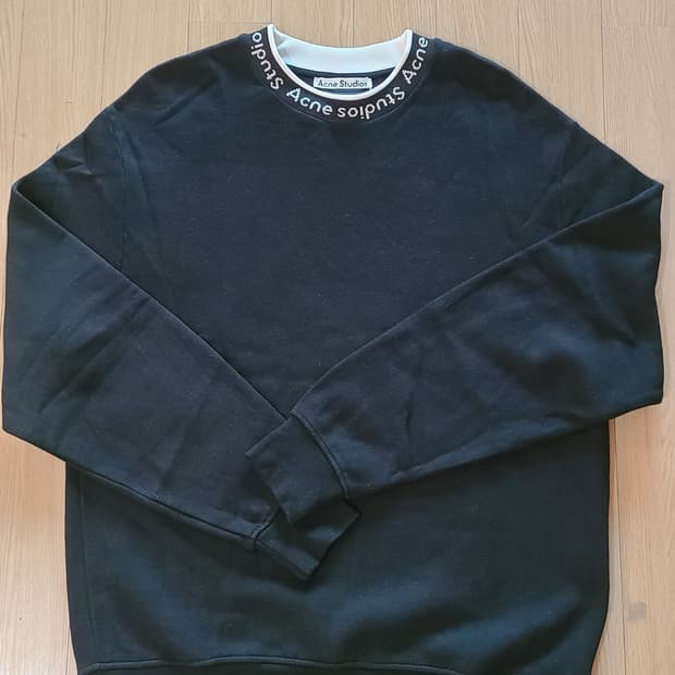 Acne Studios 아크네 스튜디오 크루넥 맨투맨