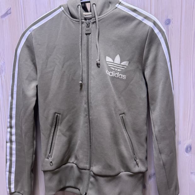 [95] 아디다스 카키 후드플락 져지