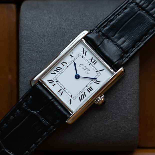 까르띠에 머스트 탱크 lm 쿼츠 시계