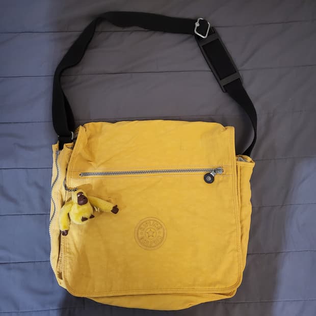 키플링 옐로우 메신저백 + 키링