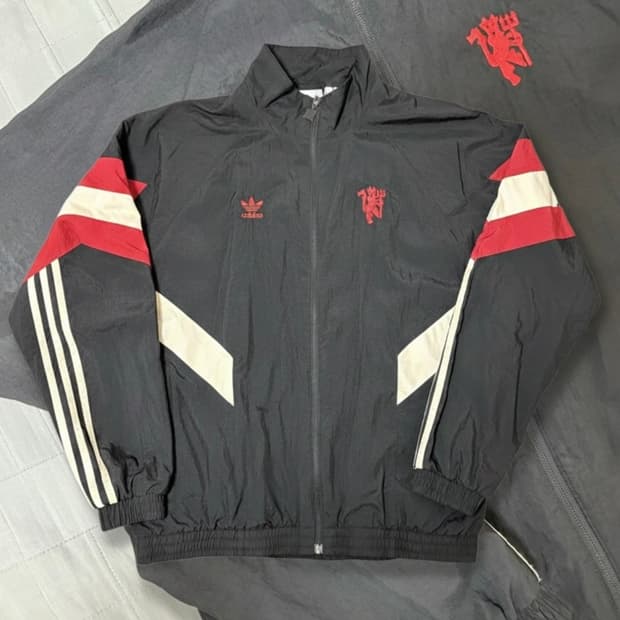 아디다스 맨유 트랙탑 져지