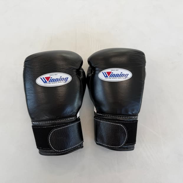 위닝 10온스 벨크로 블랙