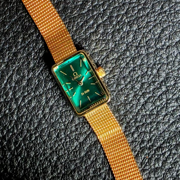 정품오메가 드빌사각 금장 수동시계