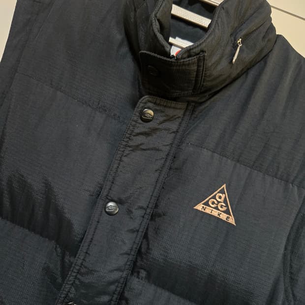 나이키 ACG 90s 올드스쿨 덕다운 조끼 패딩