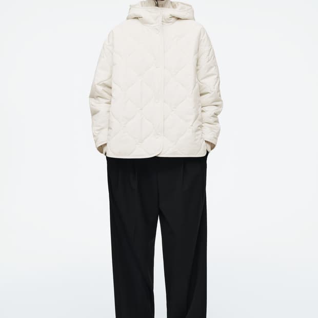 코스 퀼티드 후드 퍼넬넥 재킷 점퍼