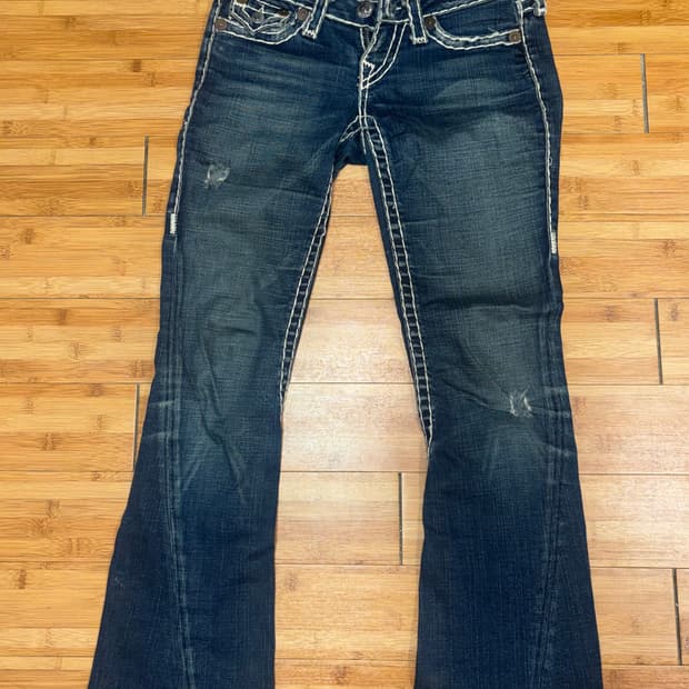 트루릴리전 Y2K 흰색스티치 부츠컷 데 님팬츠