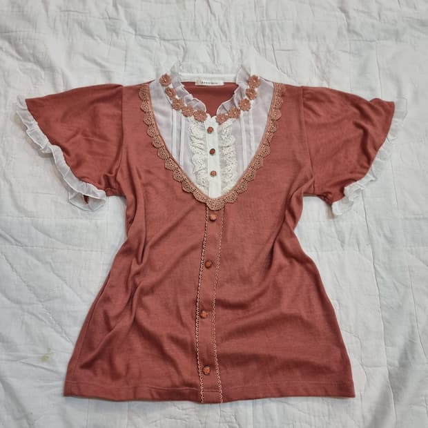 플라워 버튼 블라우스axes femme 악시즈팸므