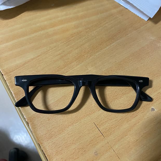 크리스 옵티컬 얀크 팝니다