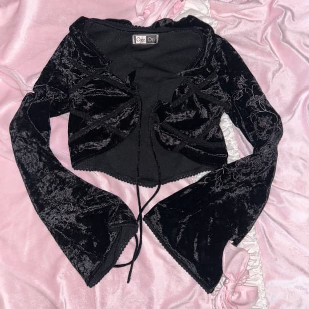 오즈온(Ozzon) 블랙 실버플라워 볼레로 갸루대장