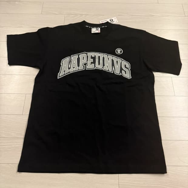에이프 티셔츠