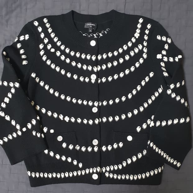 샤넬 신상 가디건