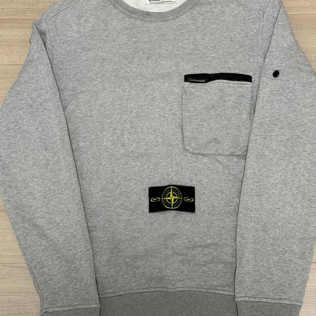 [M]스톤아일랜드 포켓 그레이 맨투맨