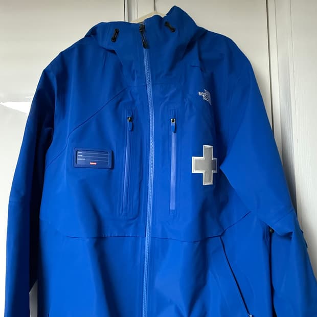 [xl]슈프림 노스페이스 레스큐 바람막이