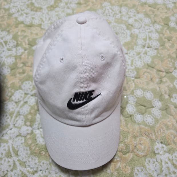 나이키 헤리티지86 볼캡 화이트