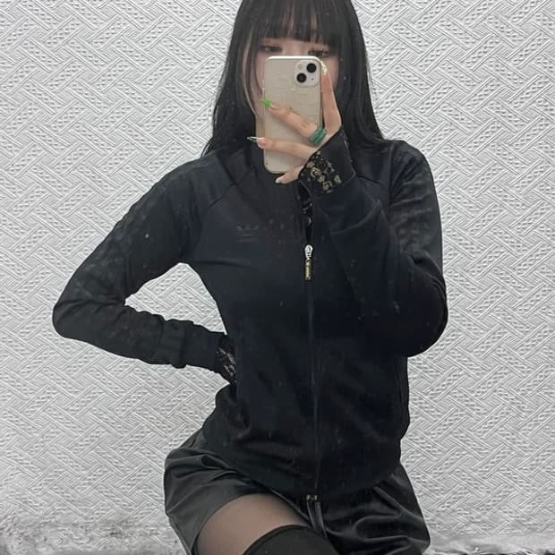 아디다스 유로파 슈퍼걸 시크 올블랙 져지 집업 90 C09109