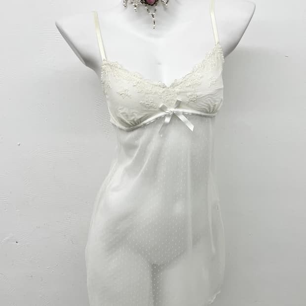 화이트 레이스 시어 자수 슬립