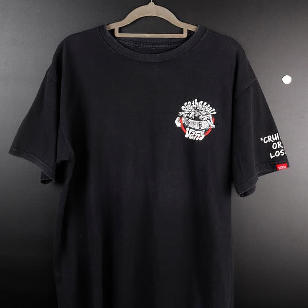 반스 검정 프린팅 티셔츠