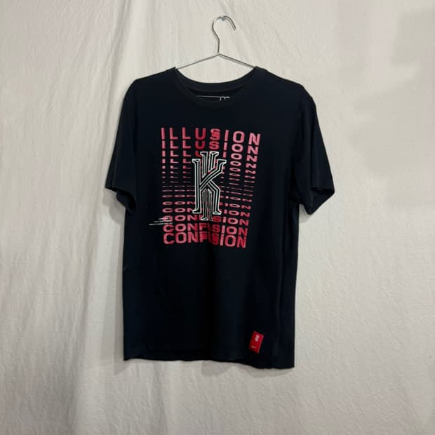 NIKE 일루젼 반팔티