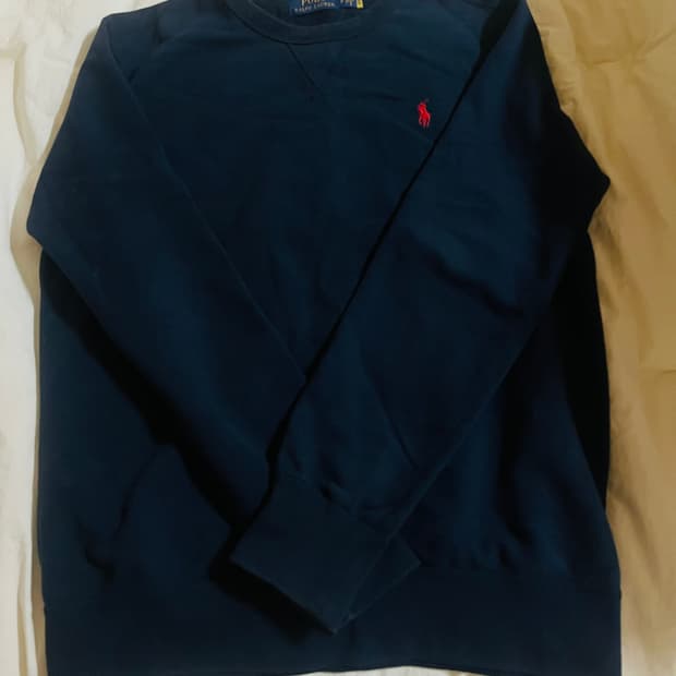 폴로 네이비 맨투맨