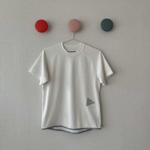 And wander top 앤드원더 반팔 