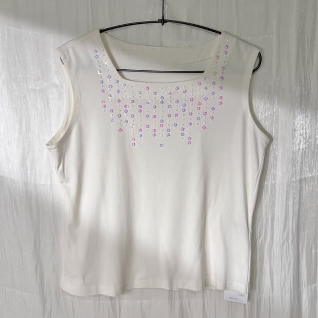 3. sleeveless