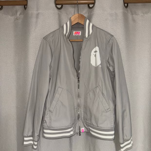 APEE by a BATHING APE 자켓