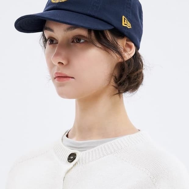 뉴에라 비이커 19TWENTY 네이비 볼캡
