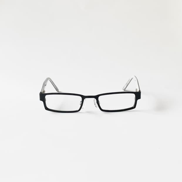 890 데드스탁 빈티지 스몰사이즈 미니멀 메탈 블랙 스퀘어 프레임 픽키