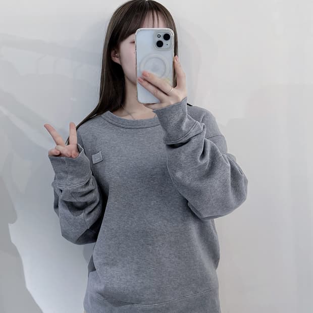 아크네스튜디오 페어뷰 맨투맨