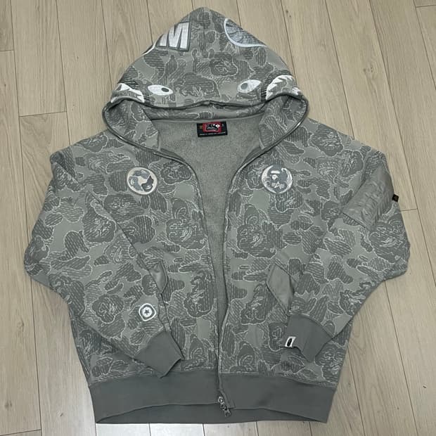 베이프 알파인더스트리 후드집업