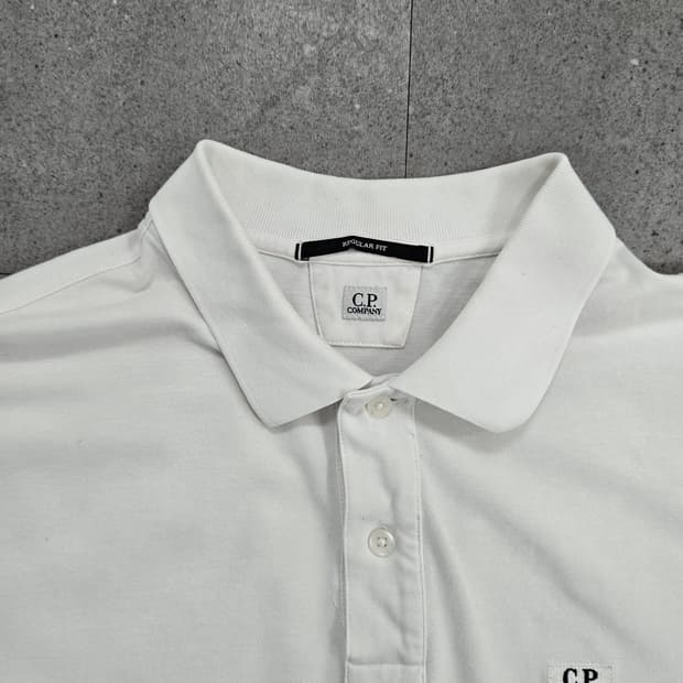 C.P. 컴퍼니 화이트 반팔 카라티 L