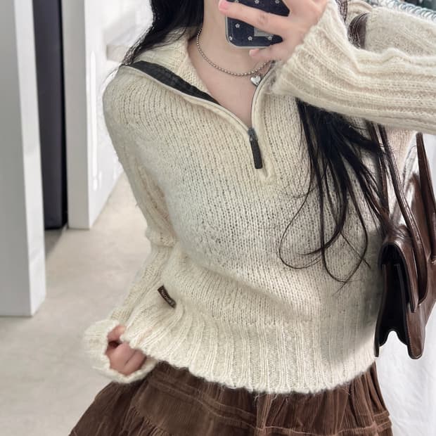 몽클레어 빈티지 아이보리 모헤어 니트 하프집업 