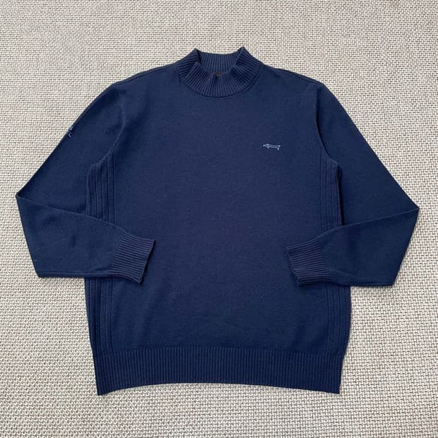 루이까스텔 목폴라 니트 6386