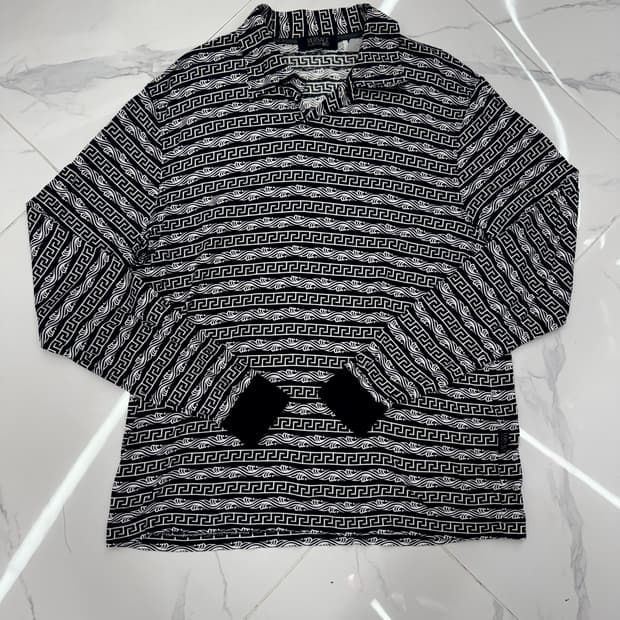 •VERSACE 베르사체 블랙 패턴 긴팔 셔츠