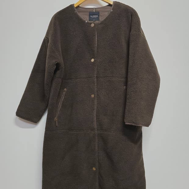 vvolivia 여성 롱 뽀글이 코트 브라운