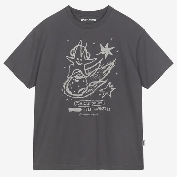 비바스튜디오 반팔티 TRAVELLER STAR TEE [CHARCOAL]