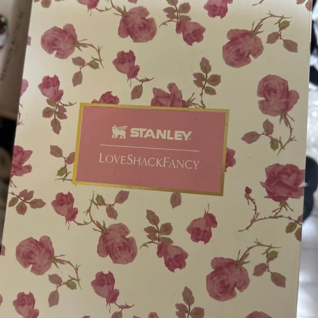 스탠리한정판벚꽃텀블러